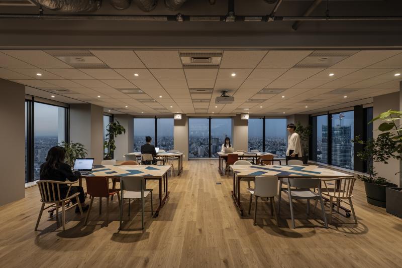 Glossex Partner Groubplo“Sky AGORA”