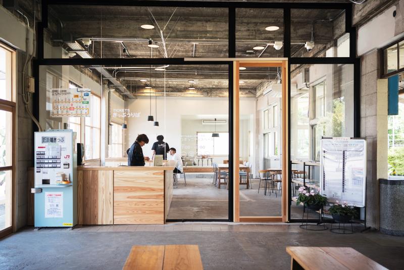 JR Nichinan Line Nichinan Station Building