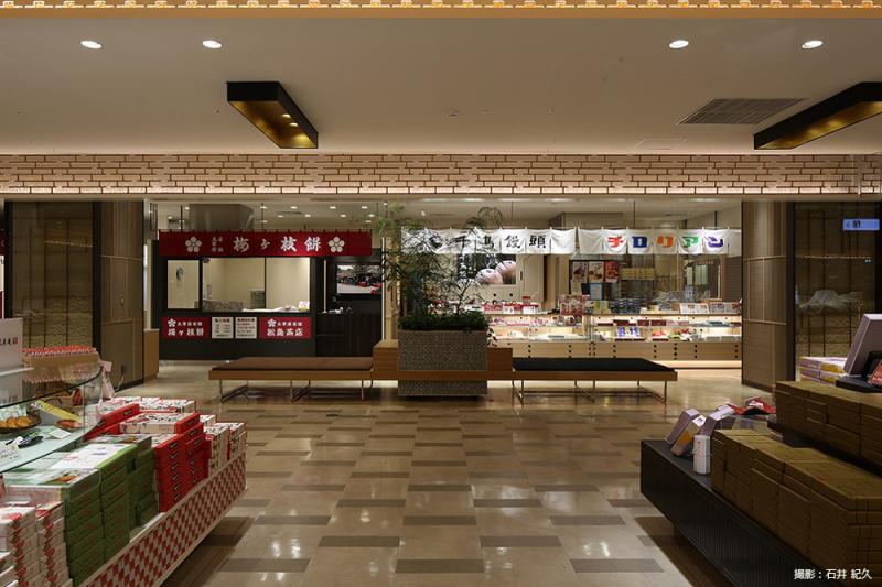 博多エキナカ『マイング』(マイング広場)