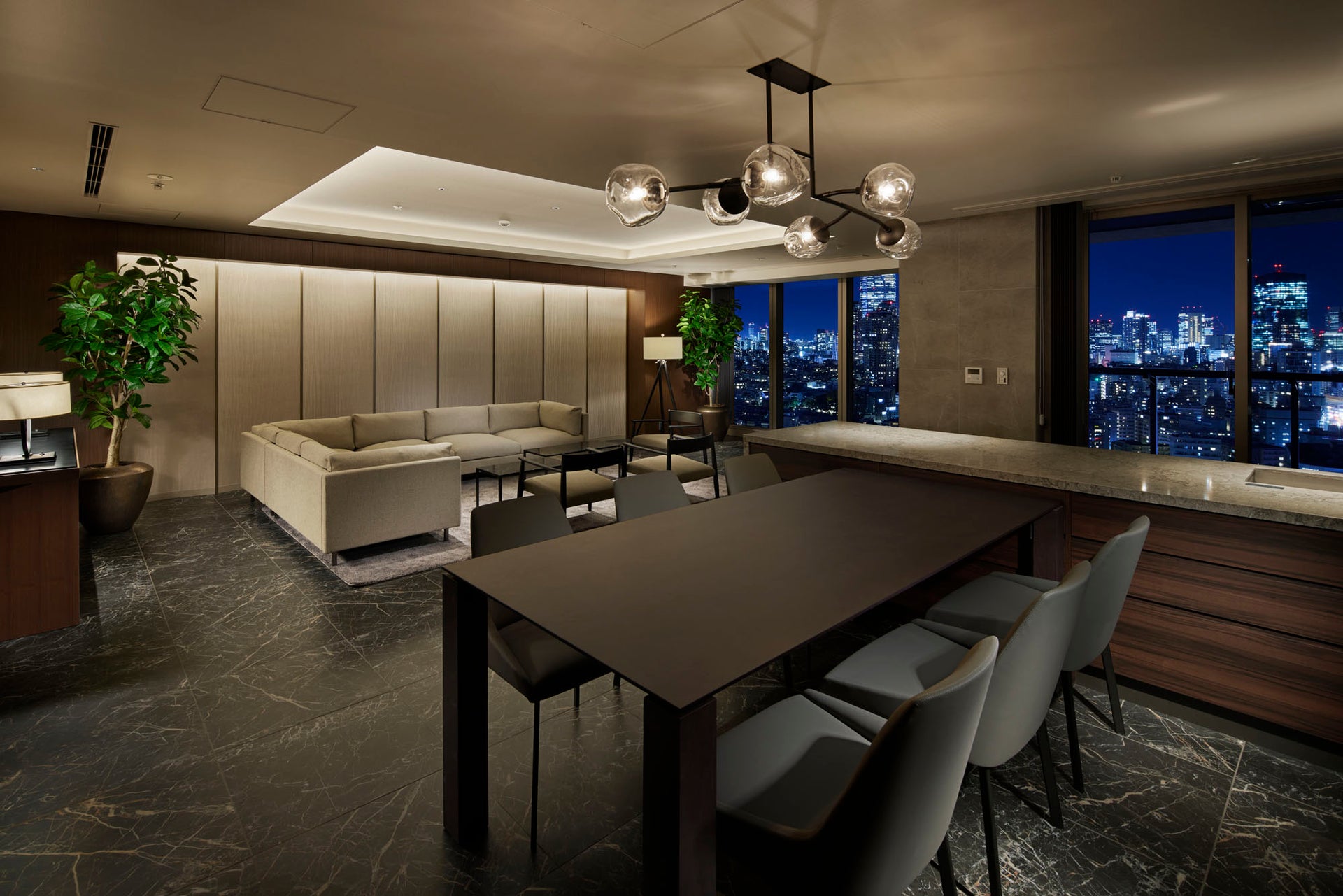 白金ザ・スカイ