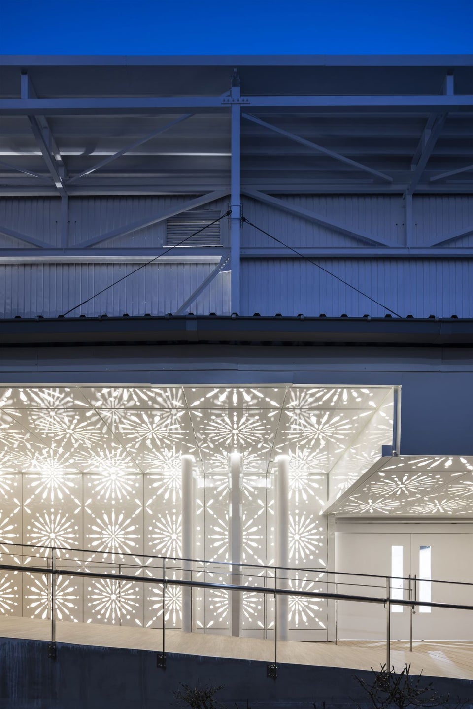 Akikusa Gakuen Junior College Earthquake Renovation Project