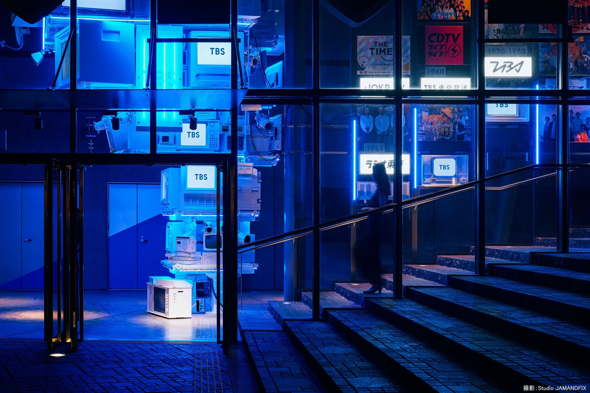 TBS_AKASAKA BLITZ Monument/Gallery