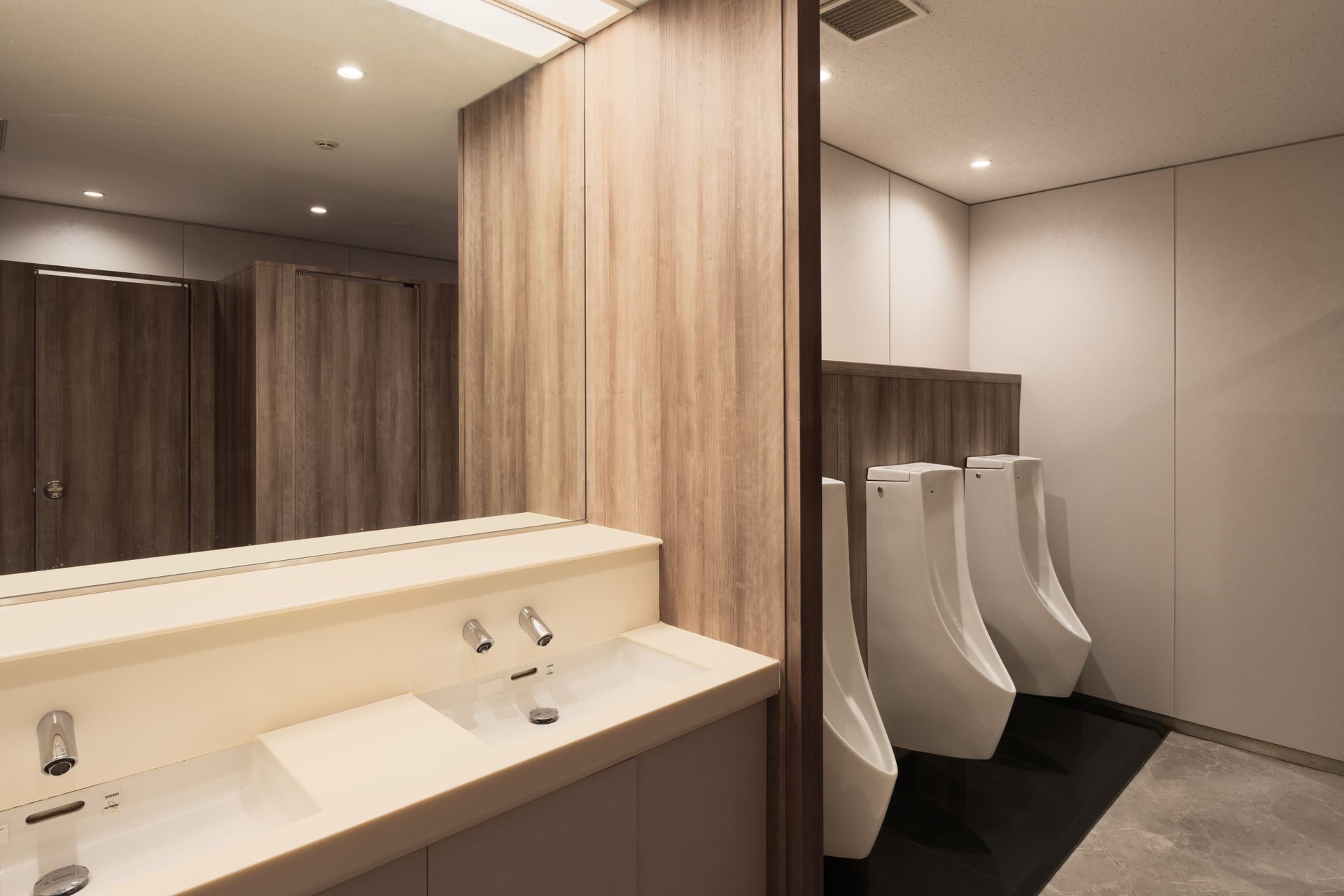 Prime Tower Shin-Urayasu renovation