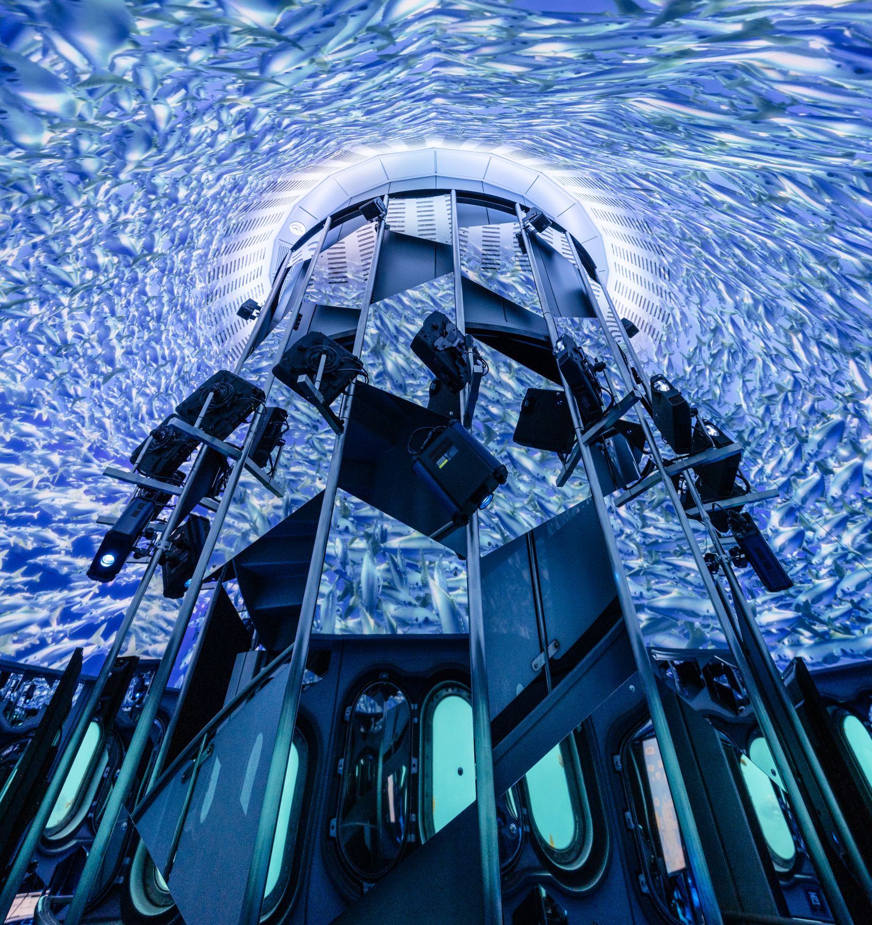 海中 展望 塔
