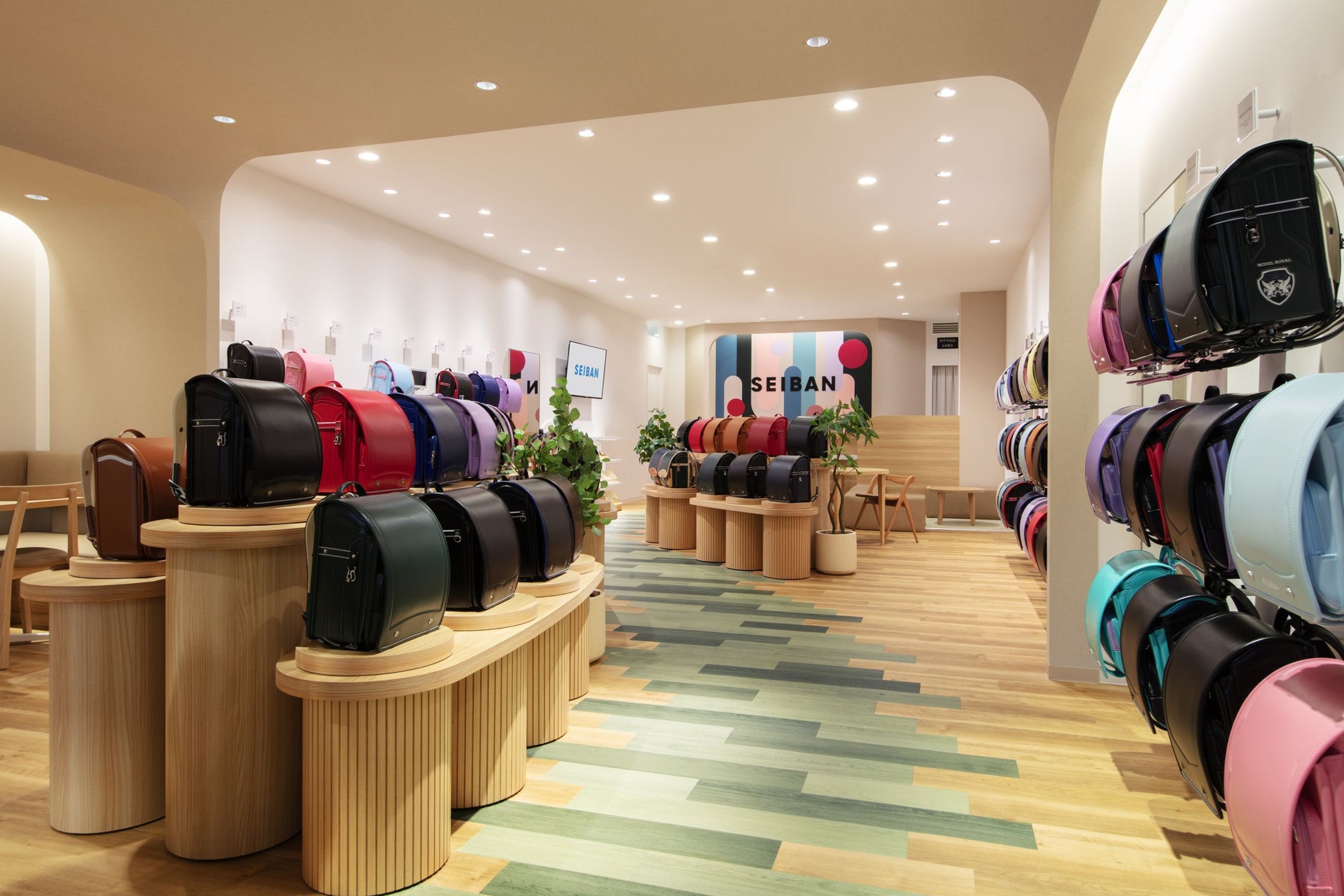 「天使のはね」のランドセルでおなじみのセイバン様による15店舗目の直営店 セイバン 横浜港北