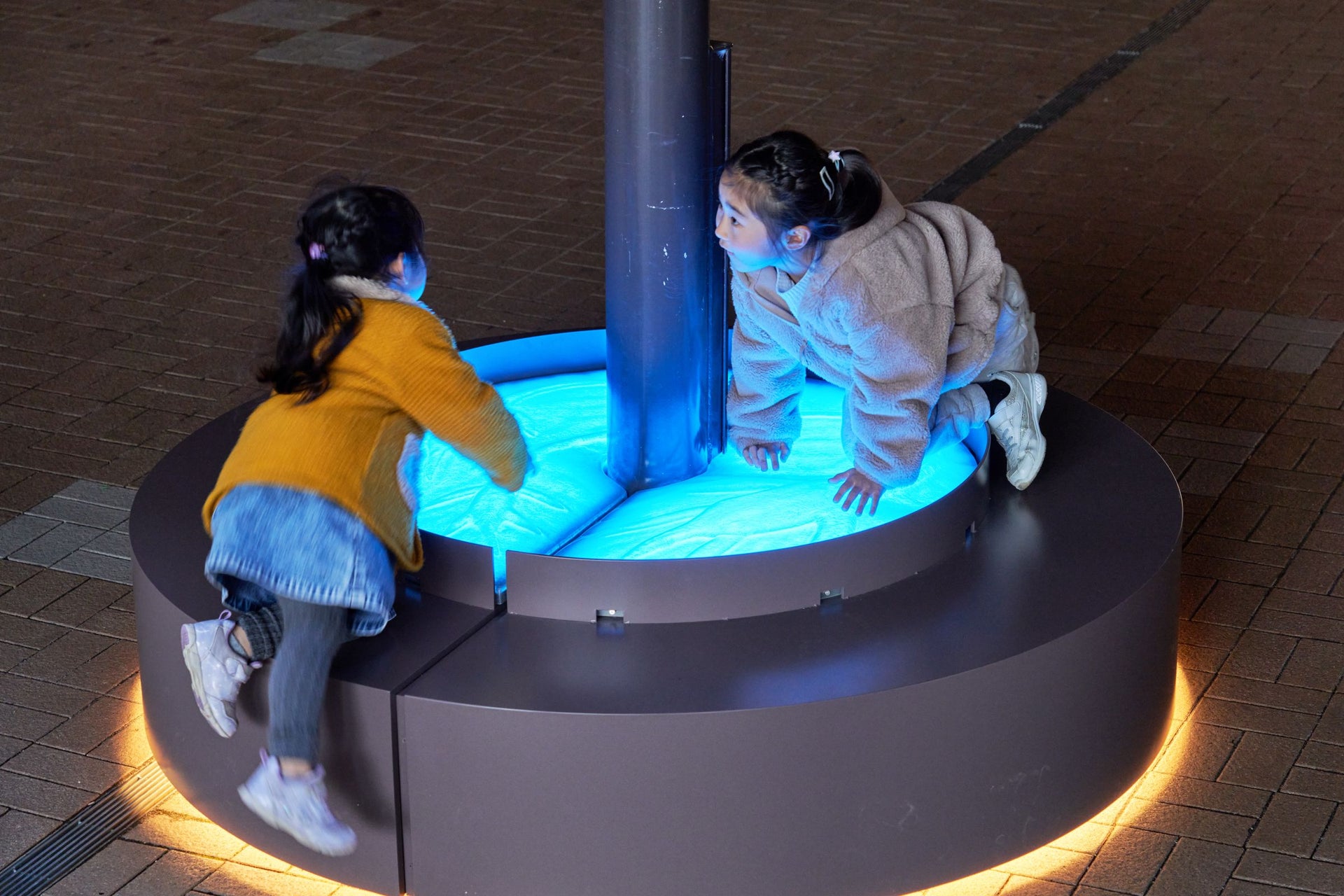 福井駅周辺恐竜拡大プロジェクト