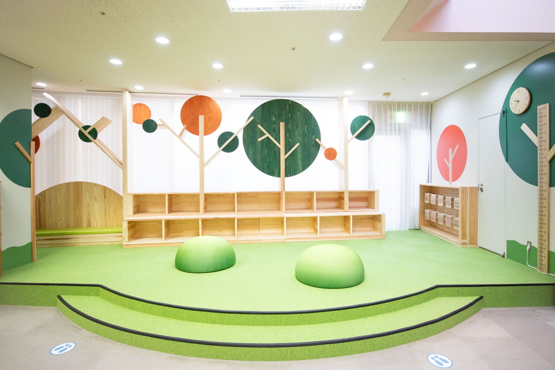 中野区立中央図書館児童コーナー