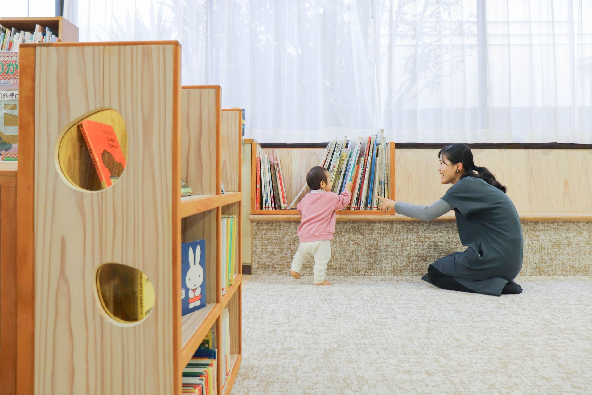 中野区立江古田図書館児童コーナー