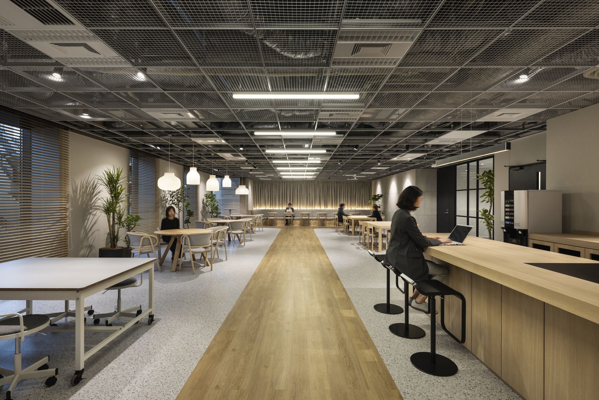 Hybrid Co., Ltd.总公司搬迁