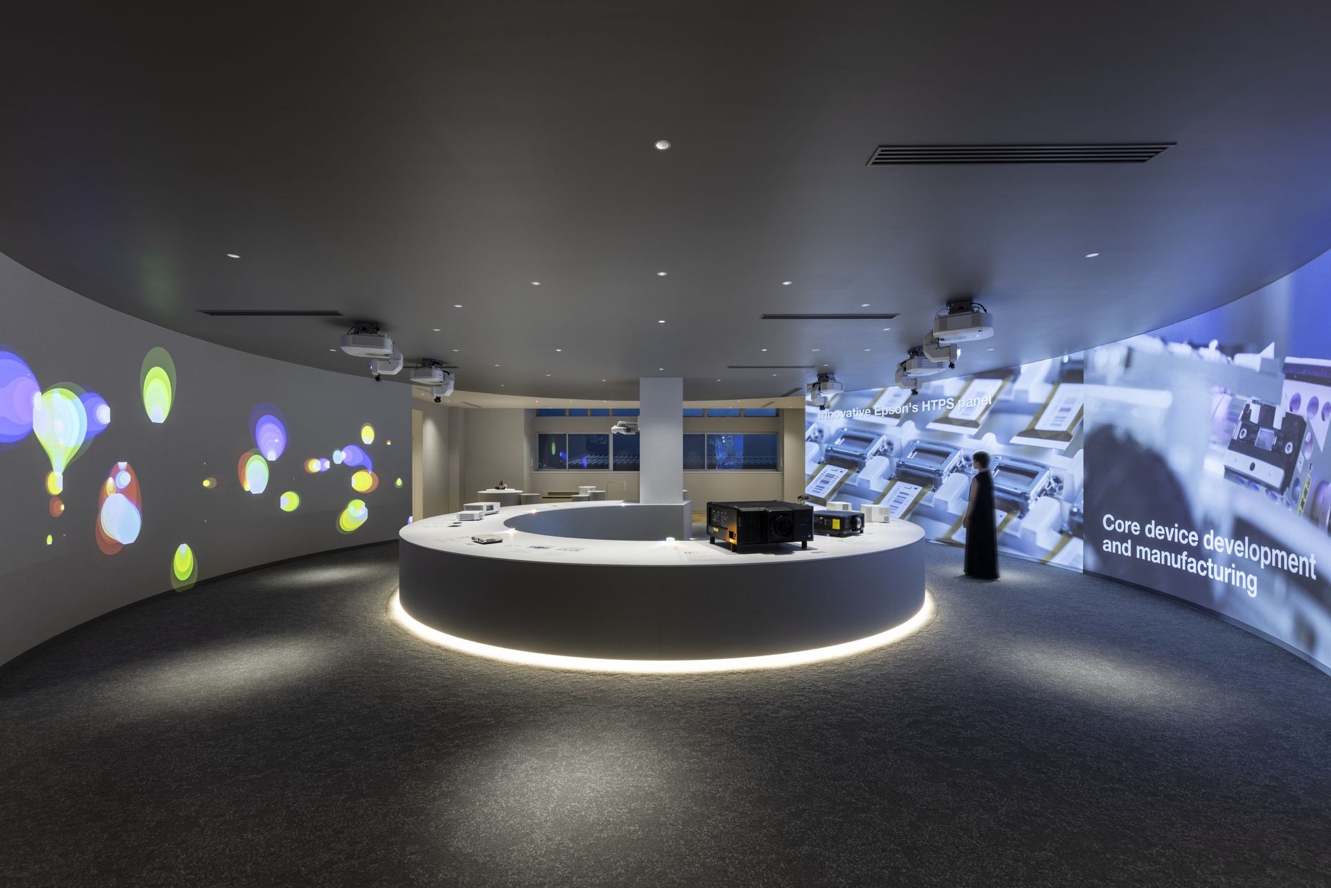 Seiko Epson Corporation Toyoshina Plant "VISUAL INNOVATION EXPERIENCE"