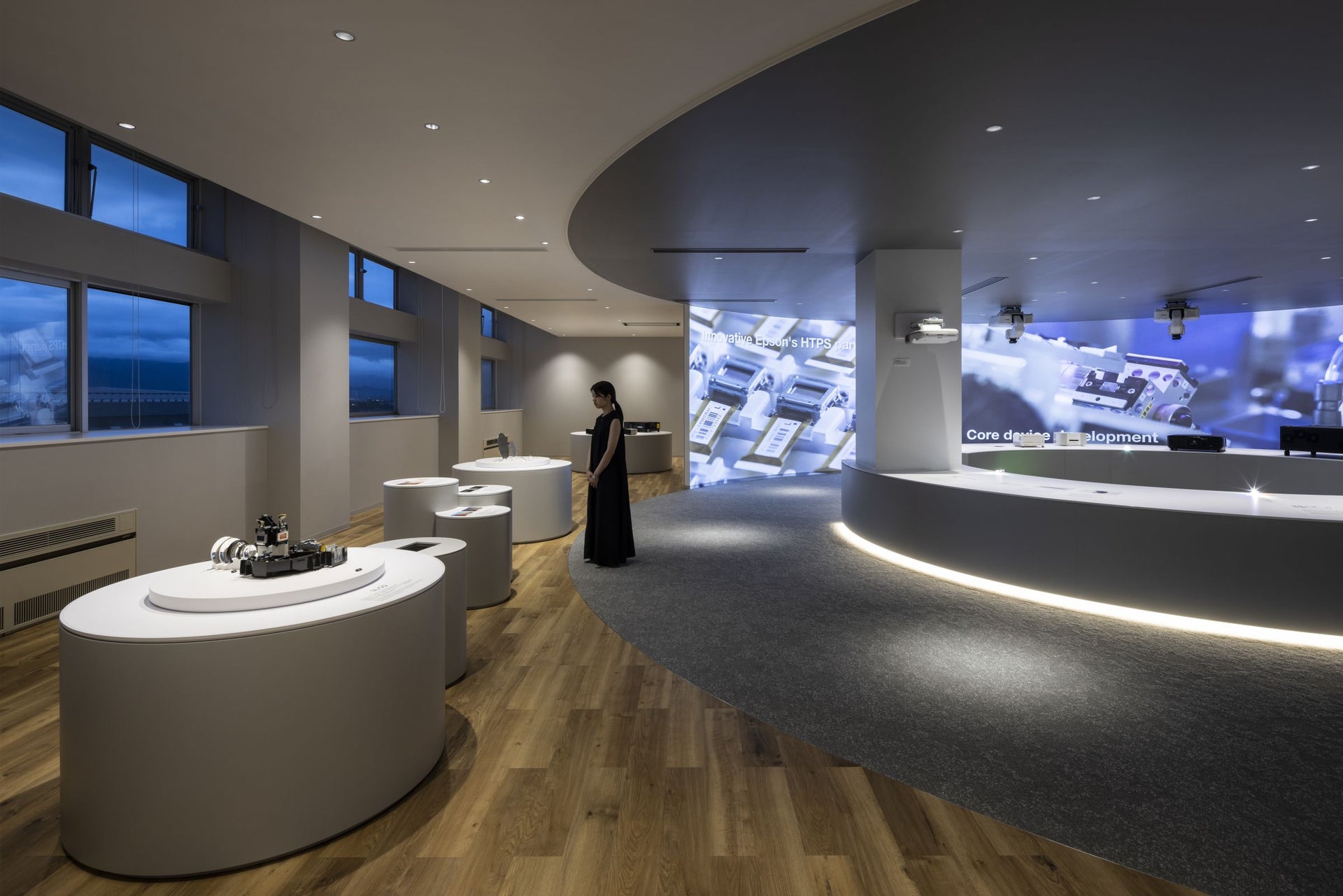 Seiko Epson Corporation Toyoshina Plant "VISUAL INNOVATION EXPERIENCE"