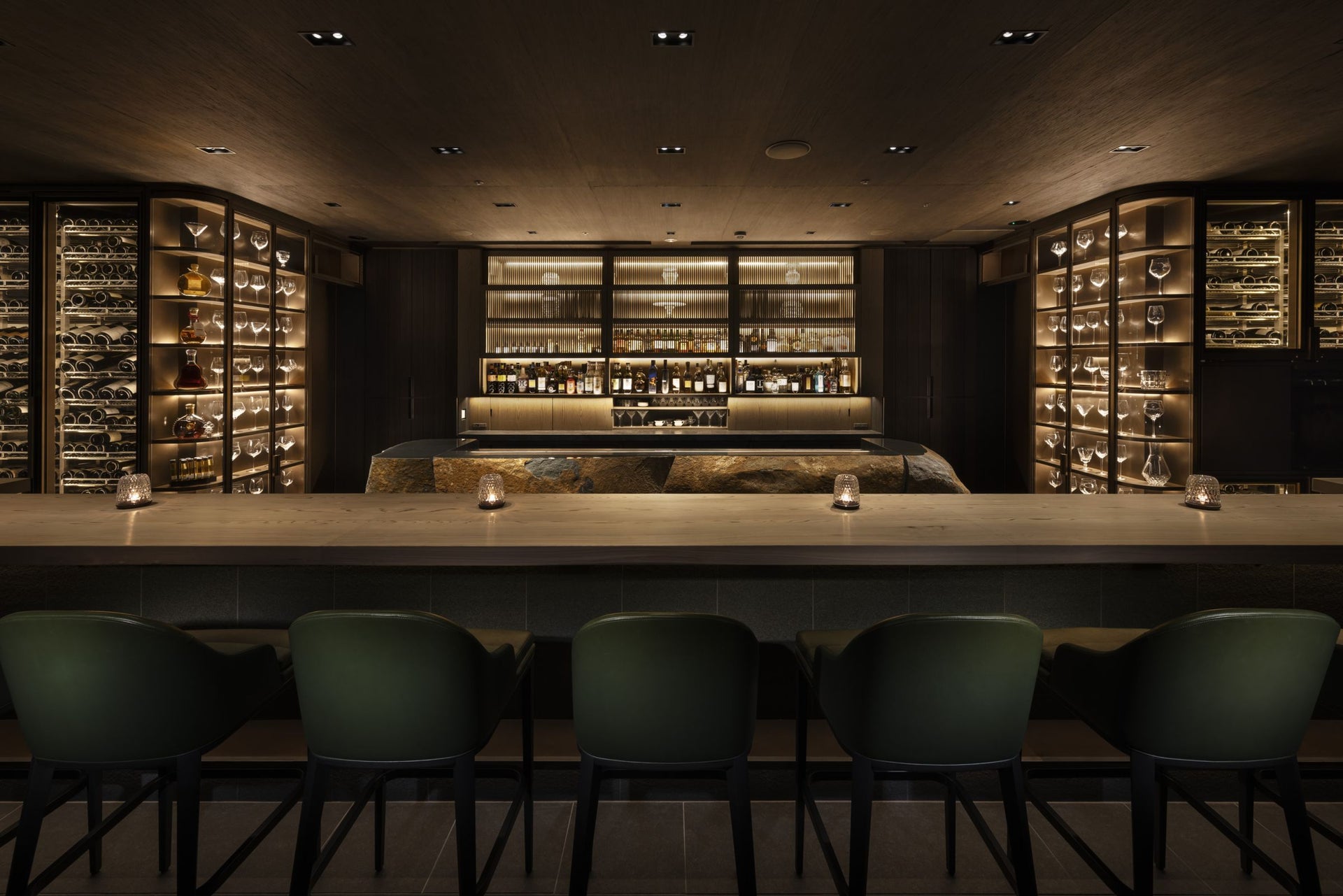 ST LOUIS BAR by KEI