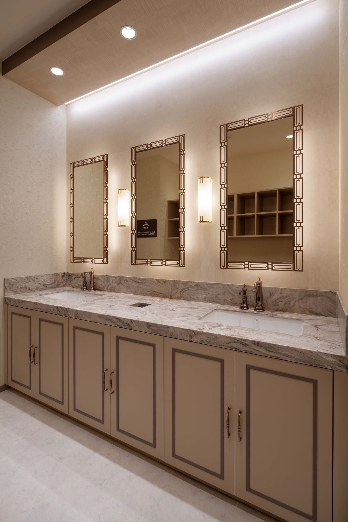 新宿健診プラザ