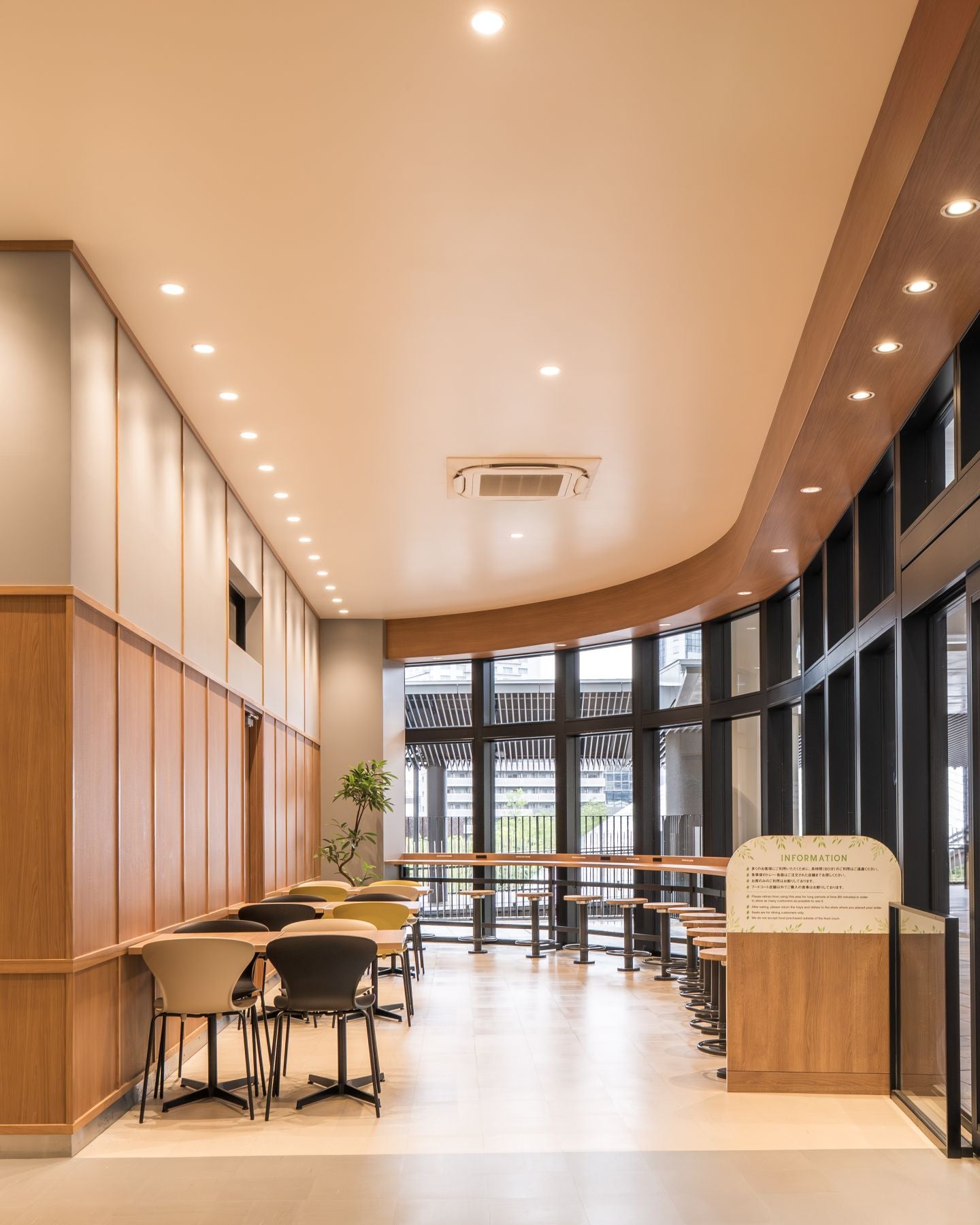 うめきたグリーンプレイス4