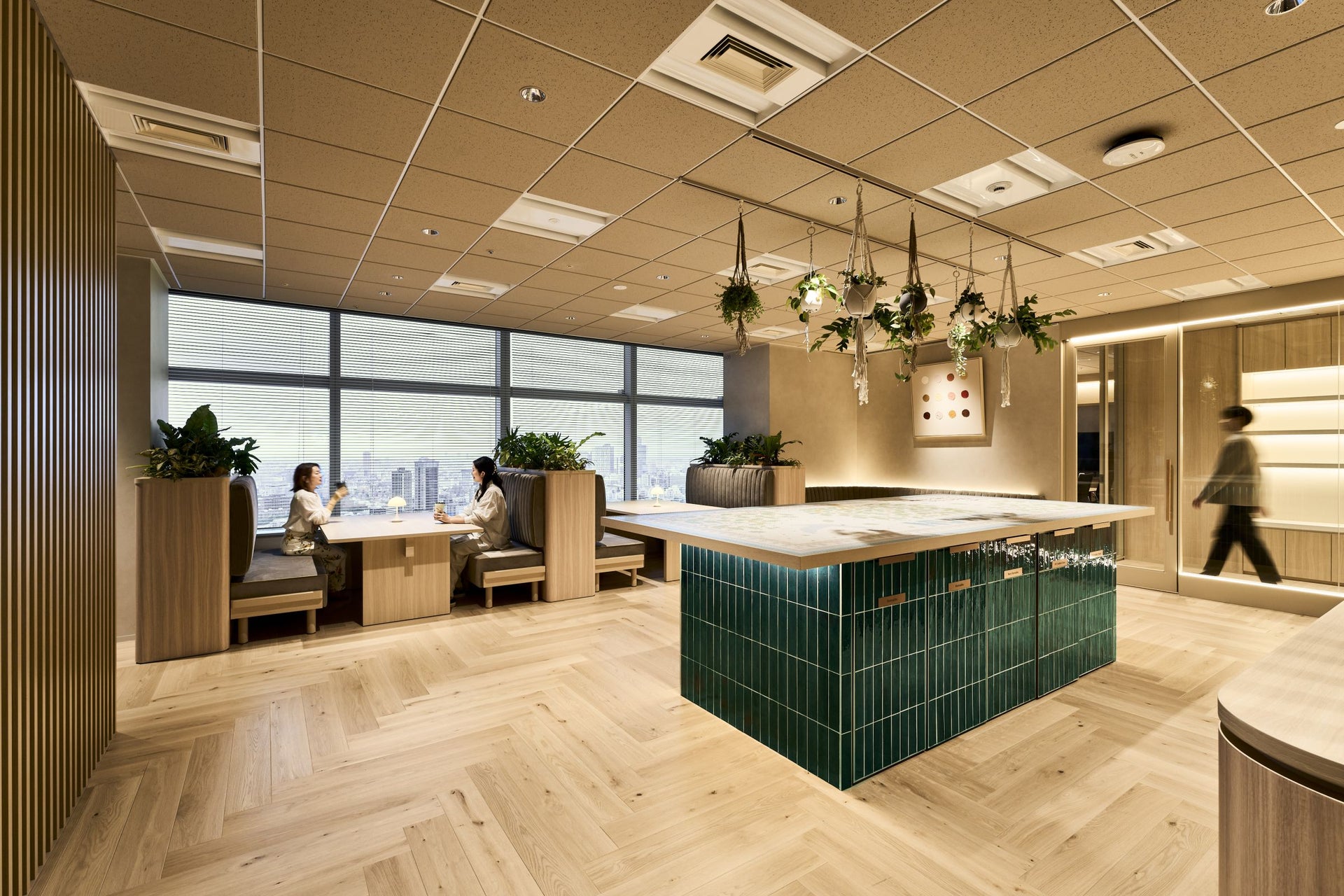 トーマントイズ東京本社3