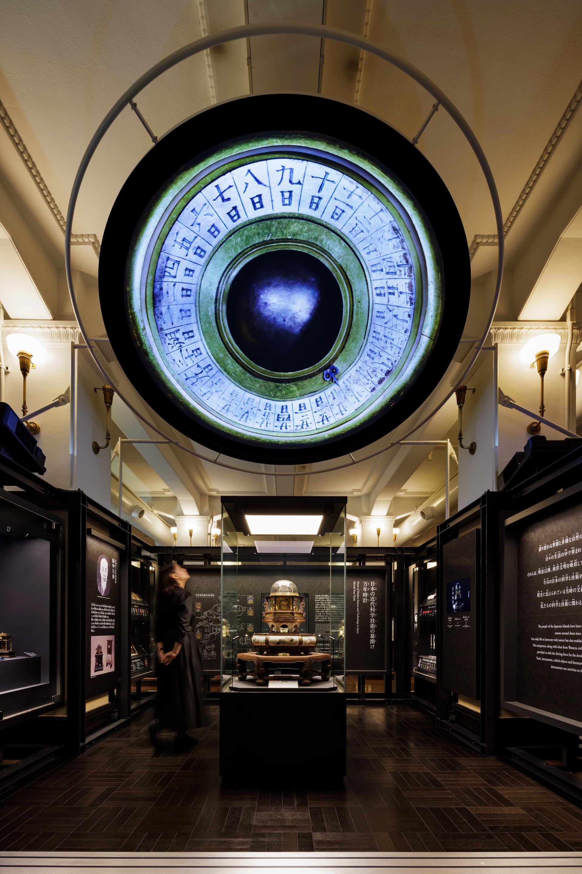 国⽴科学博物館 ⽇本館1階南翼「⾃然をみる技」リニューアル3