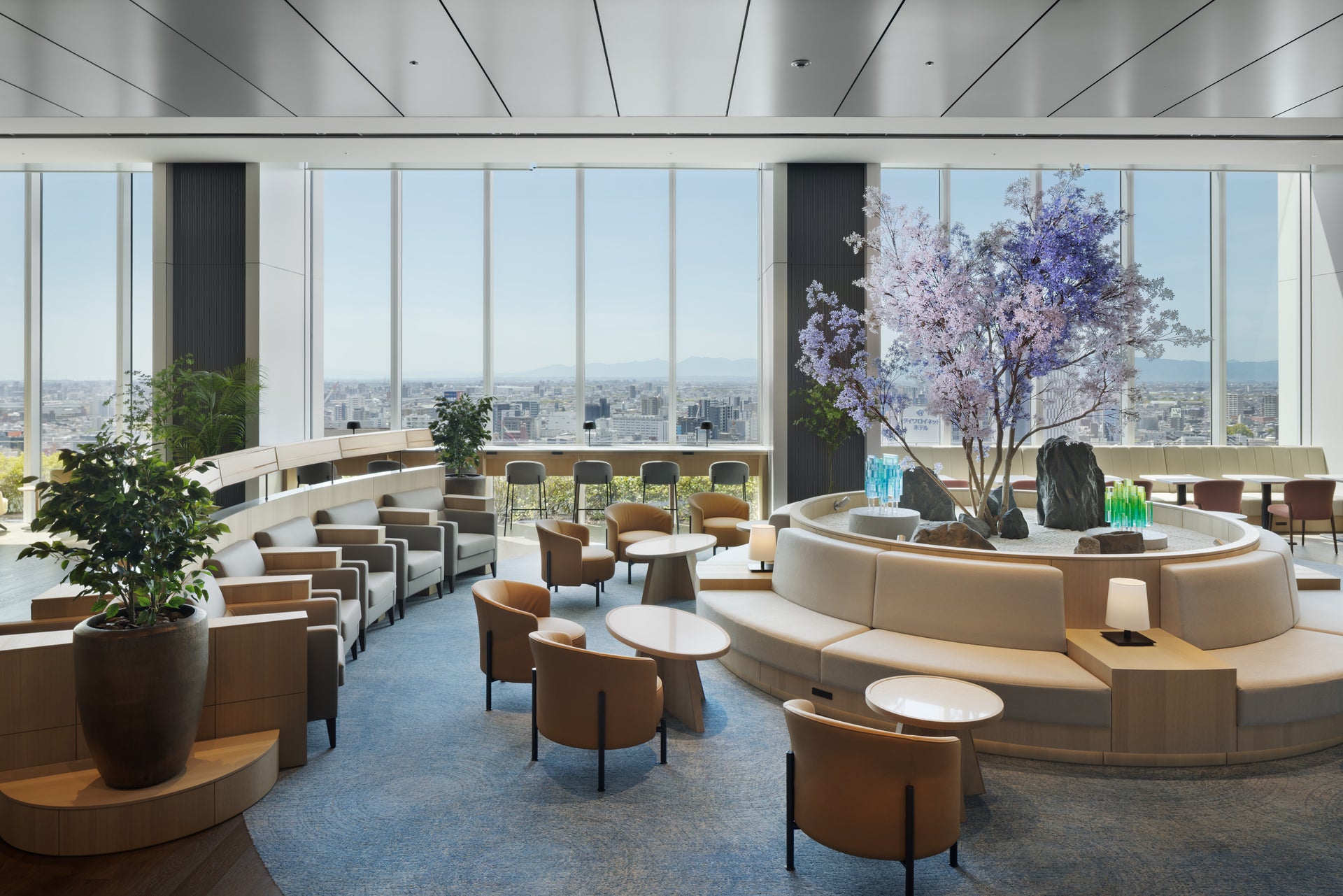 JRゲートタワー「GATE TOWER LOUNGE」1